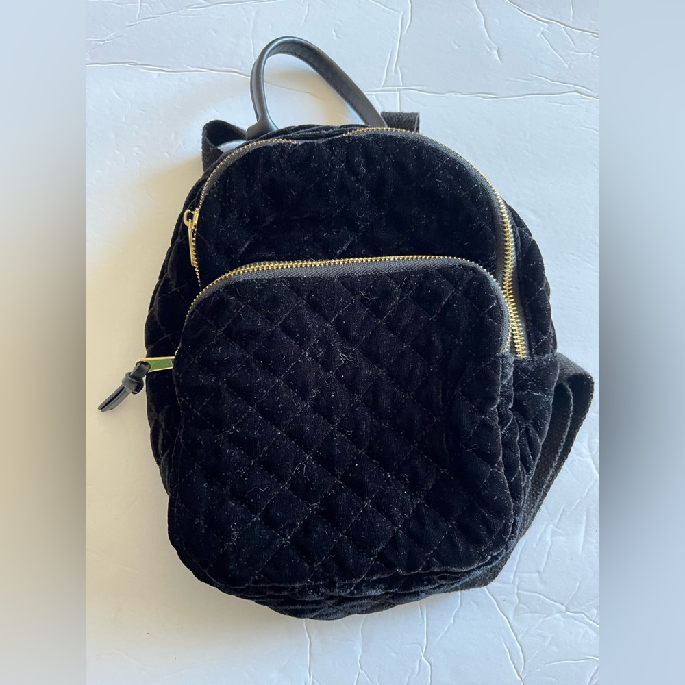 Unbranded quilted velvet mini backpack